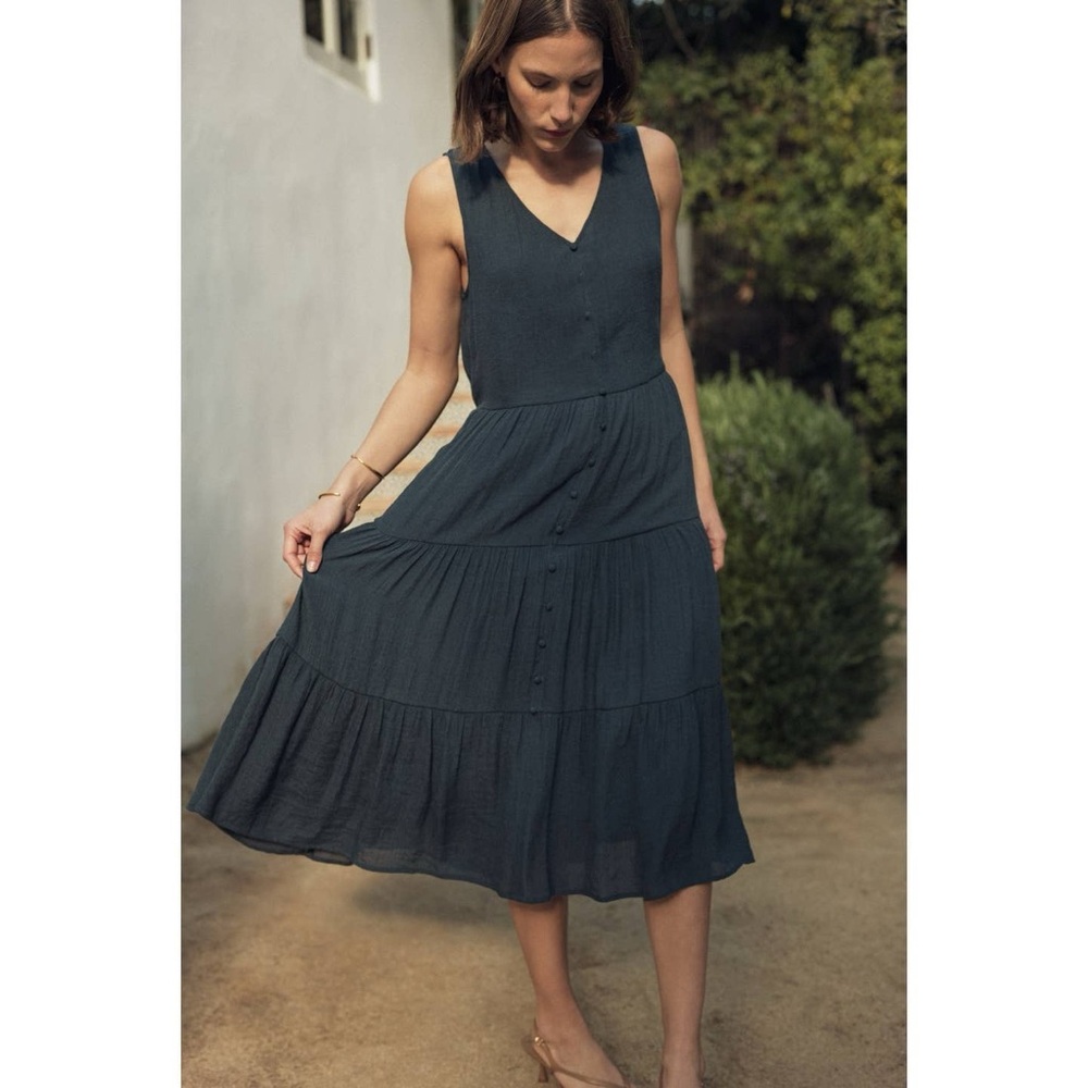 Navy Sleeveless Midi Dress Button Front Tiered Skirt Casual Flowy Size Small